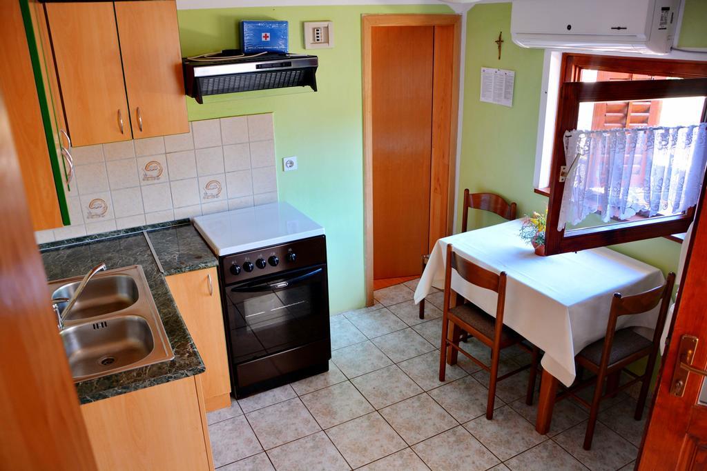 ויר Apartments Joza מראה חיצוני תמונה