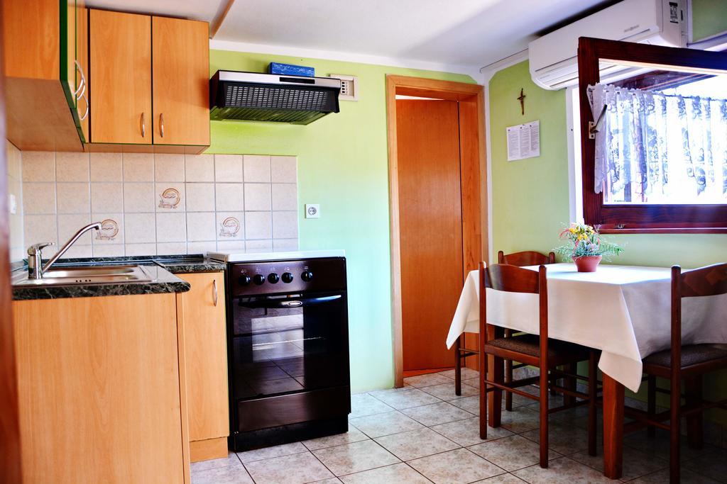 ויר Apartments Joza מראה חיצוני תמונה