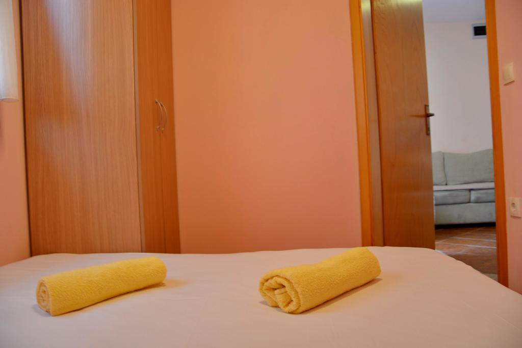 ויר Apartments Joza מראה חיצוני תמונה