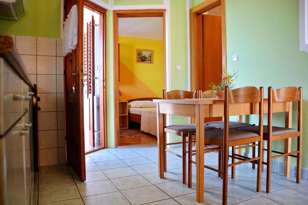 ויר Apartments Joza מראה חיצוני תמונה