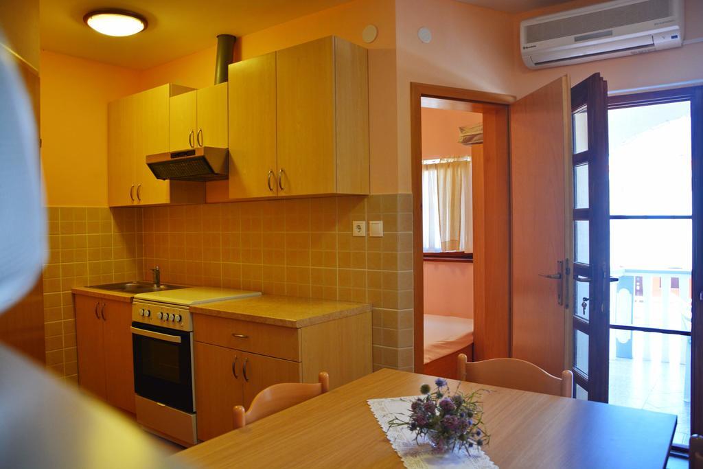 ויר Apartments Joza מראה חיצוני תמונה